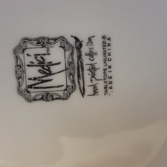 Medici Tabletops Unlimited Canister fruit pattern with the rubber seal lid - Picture 6 of 12